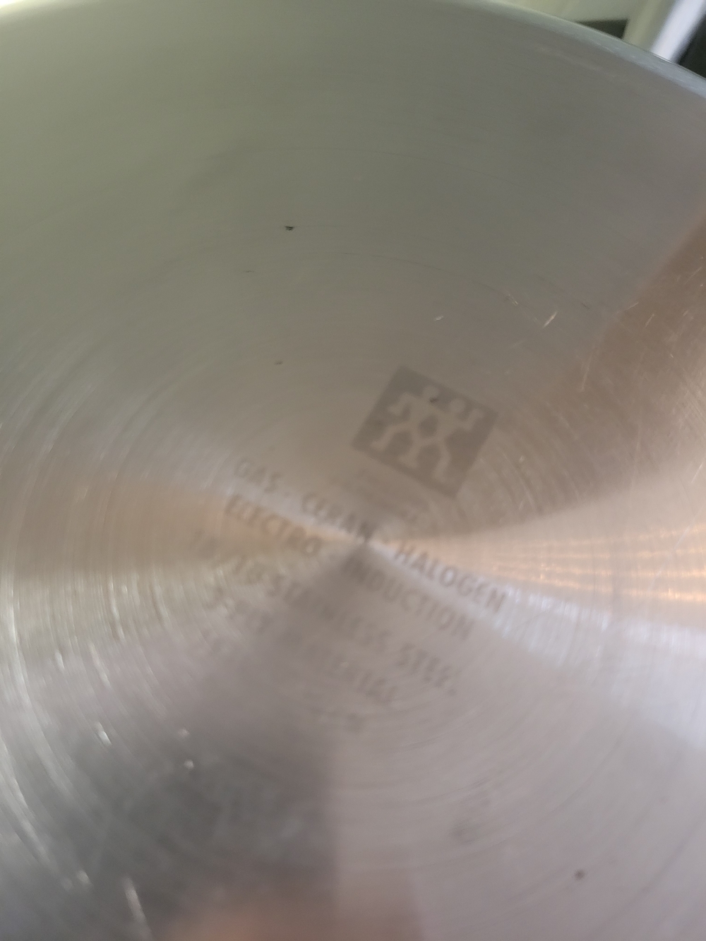 Zwillings J.A. Henckels 12" Skillet - Picture 6 of 9